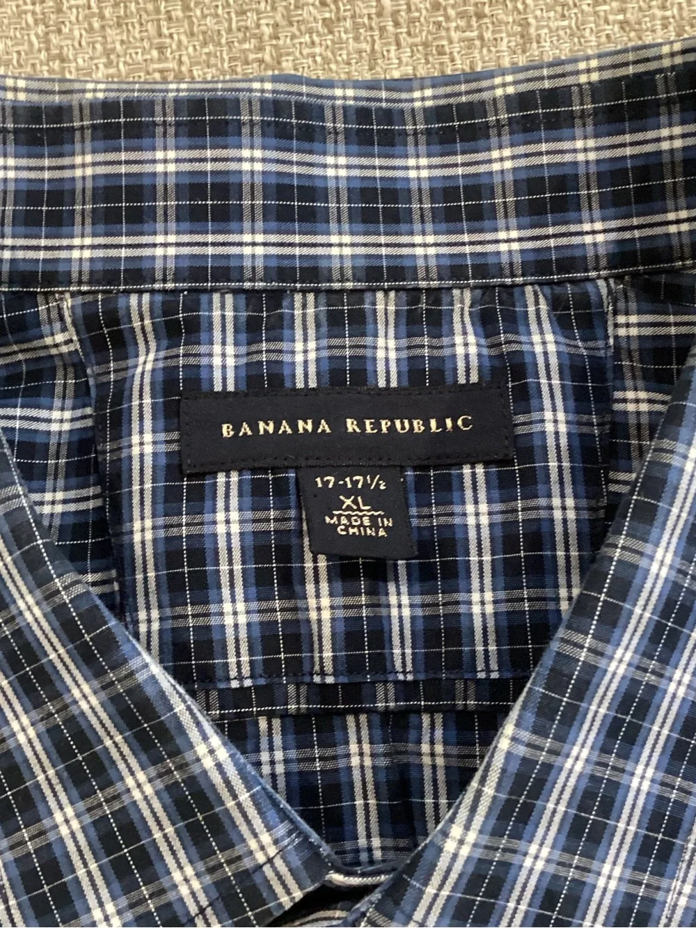 Banana Republic Men's Blue and White Plaid Short Sleeve Button-Down Shirt XL
